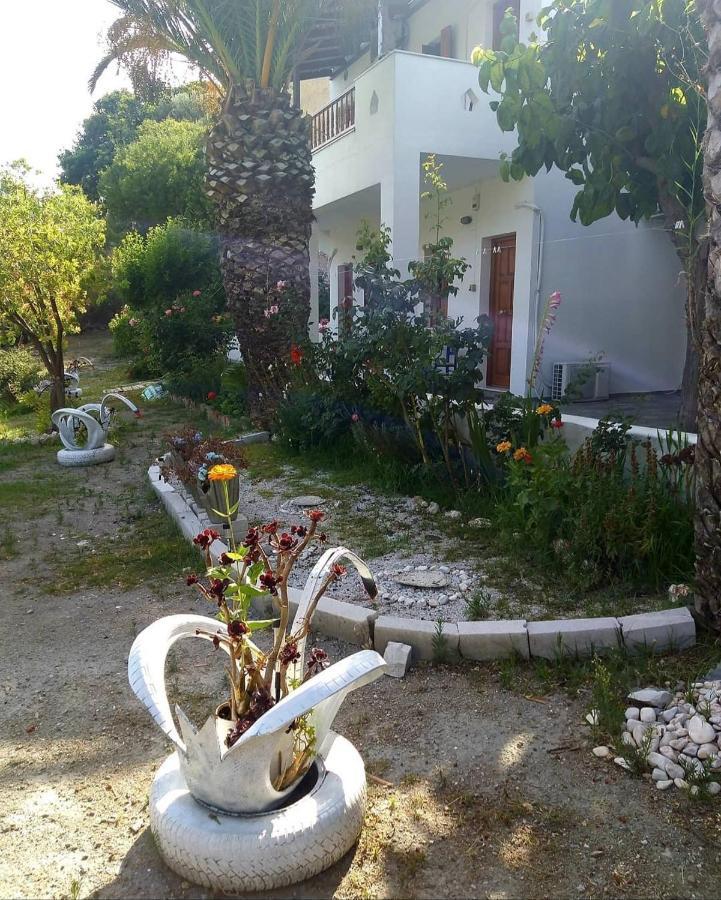Mavrikou Helen Apartments Skyros Exteriér fotografie