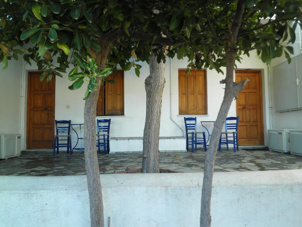 Mavrikou Helen Apartments Skyros Pokoj fotografie